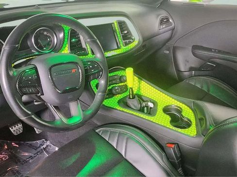 Used 2019 Dodge Challenger R/T Scat Pack w/ Driver Convenience Group image 11