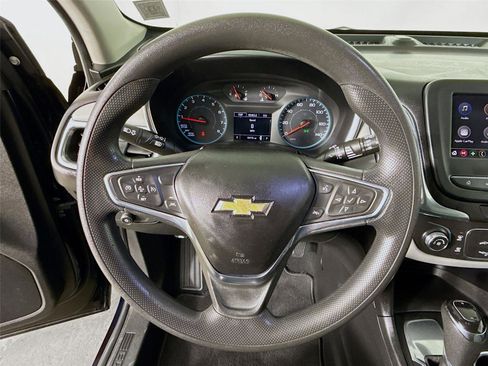Used 2020 Chevrolet Equinox LS w/ LS Convenience Package image 13