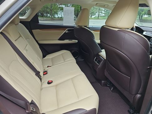 Used 2019 Lexus RX 350 AWD w/ Navigation Package image 15