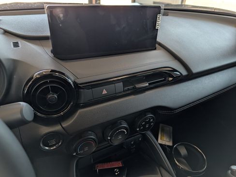 New 2026 MAZDA MX-5 Miata Club w/ Interior Package RWD image 19