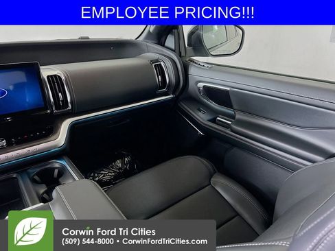 New 2026 Ford Expedition Platinum w/ Stealth Performance Package AWD/4WD image 29