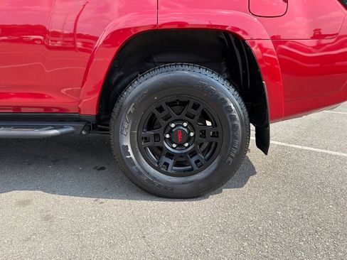 Certified 2023 Toyota 4Runner TRD Off-Road Premium w/ Off Road Premium Plus Package AWD/4WD image 21