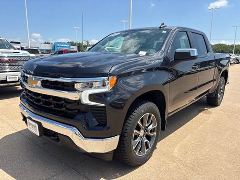 Used 2023 Chevrolet Silverado 1500 LT AWD/4WD image 8