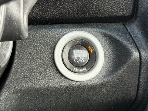 Used 2015 RAM 3500 Laramie image 20