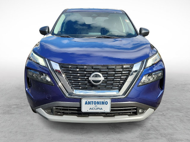 Used 2023 Nissan Rogue S AWD/4WD image 2
