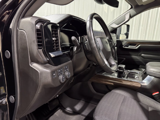 Used 2025 Chevrolet Silverado 1500 RST w/ Z71 Off-Road Package AWD/4WD image 10