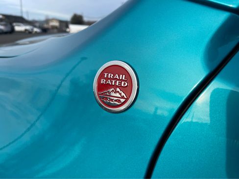 Used 2020 Jeep Renegade Trailhawk w/ Cold Weather Group image 11