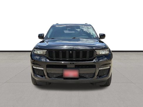 Used 2023 Jeep Grand Cherokee L Limited w/ Luxury Tech Group II AWD/4WD image 2