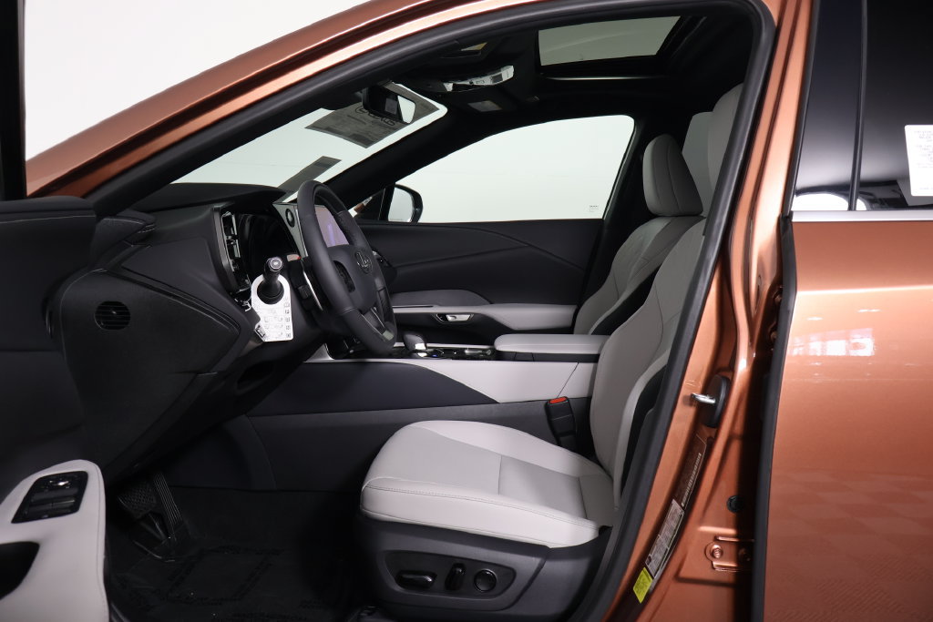 New 2026 Lexus RX 350 Premium w/ Convenience Package FWD image 5