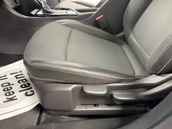 Used 2025 Buick Encore GX Preferred FWD image 13