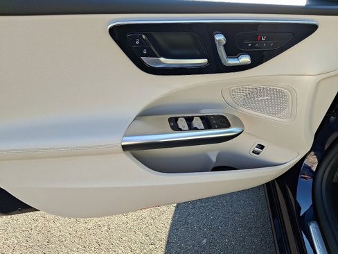 Certified 2023 Mercedes-Benz C 300 4MATIC Sedan image 12