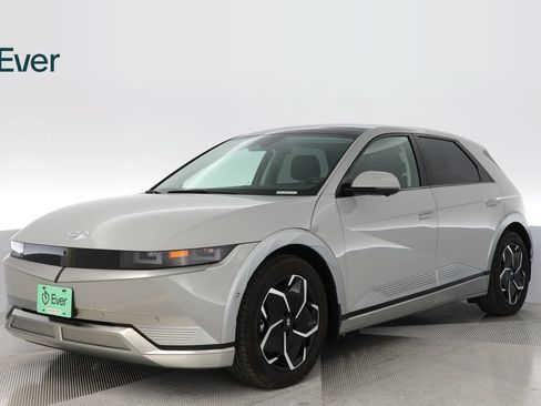 Used 2024 Hyundai Ioniq 5 Limited RWD image 2
