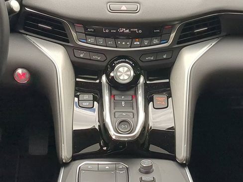 Certified 2025 Acura TLX w/ Technology Package image 17