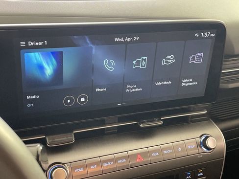 Used 2024 Hyundai Kona SEL FWD image 16