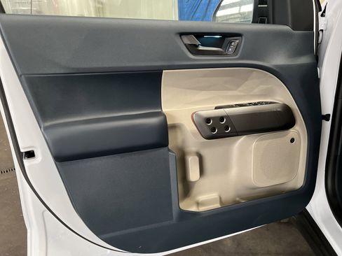 New 2025 Ford Maverick Lariat w/ 4K Tow Package image 14