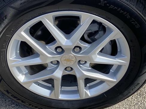 Used 2024 Chevrolet Equinox LT FWD image 31