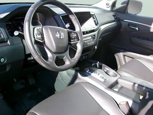 Used 2022 Honda Pilot EX-L image 12