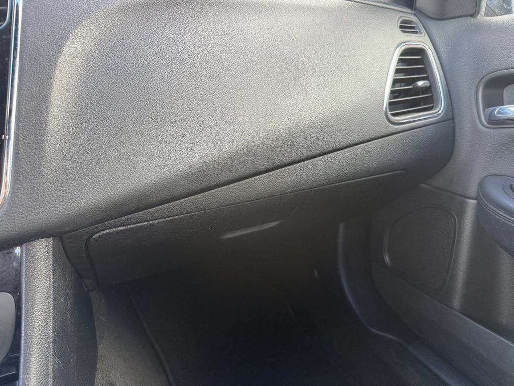 Used 2014 Chrysler 200 Touring FWD image 27