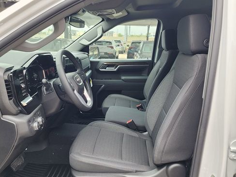 New 2026 GMC Sierra 1500 Elevation image 17
