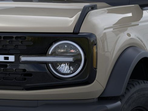 New 2026 Ford Bronco Outer Banks image 20