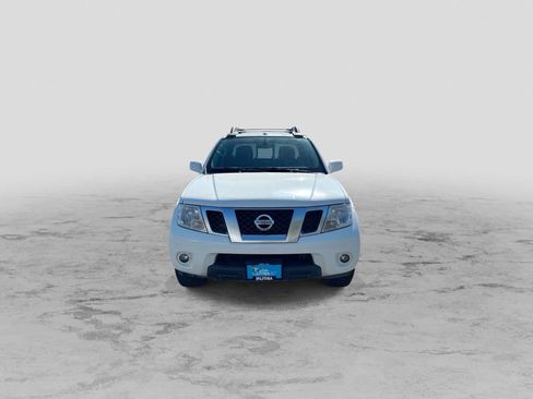 Used 2018 Nissan Frontier PRO-4X AWD/4WD image 3