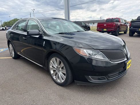 Used 2014 Lincoln MKS AWD w/ Equipment Group 201A image 4