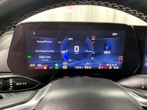 Used 2024 Chevrolet Blazer EV LT image 25