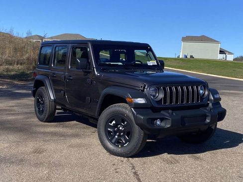 New 2026 Jeep Wrangler Unlimited Sport AWD/4WD image 32