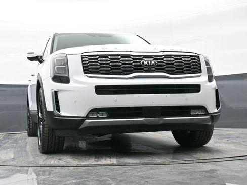 Used 2021 Kia Telluride SX w/ SX Prestige Package image 45