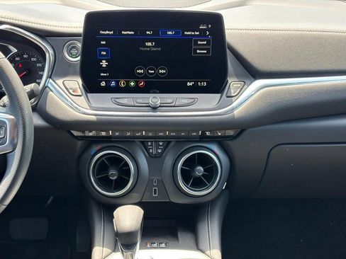 Certified 2024 Chevrolet Blazer LT w/ Convenience Package FWD image 13