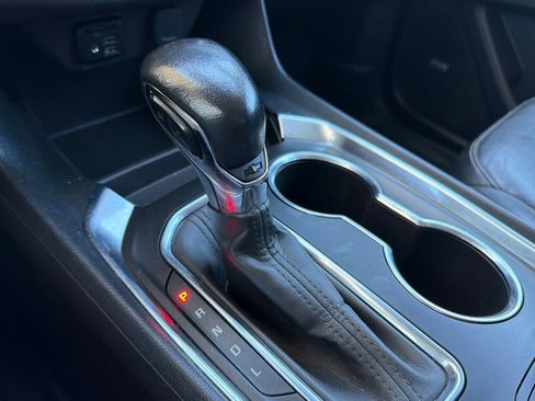 Used 2021 Chevrolet Traverse RS w/ LPO, Floor Liner Package AWD/4WD image 23