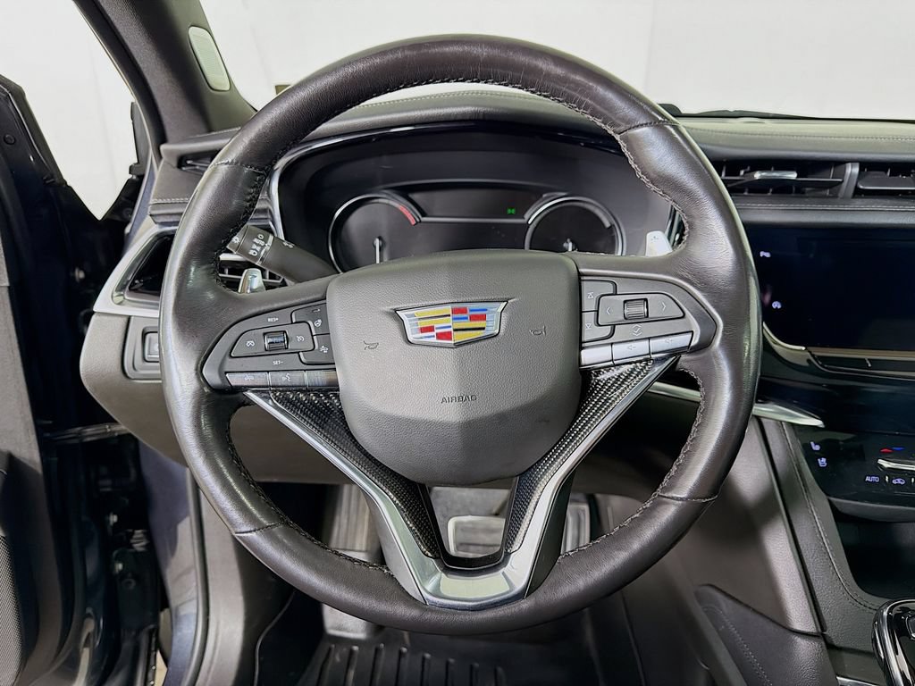 Used 2023 Cadillac XT6 Sport AWD/4WD image 13