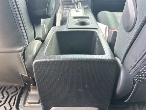 Used 2008 Toyota FJ Cruiser 4WD image 14
