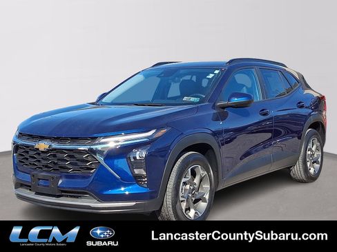 Used 2024 Chevrolet Trax LT w/ LT Convenience Package image 1