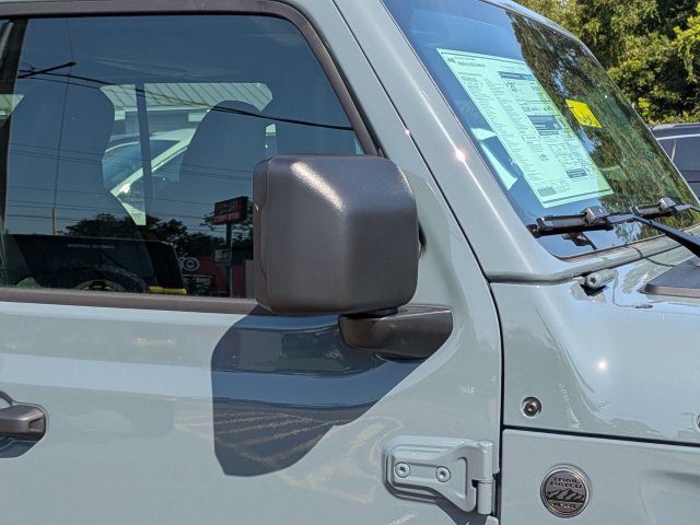 New 2026 Jeep Wrangler Unlimited Sahara AWD/4WD image 12