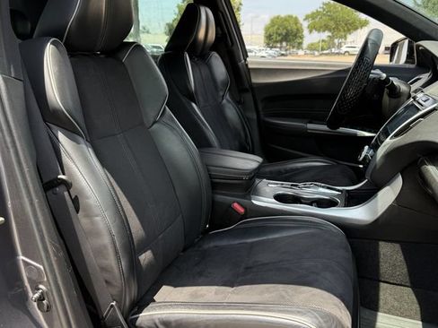 Used 2018 Acura TLX V6 w/ Technology & A-SPEC Pkg FWD image 25