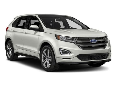 Used 2018 Ford Edge Sport w/ Equipment Group 401A AWD/4WD image 9