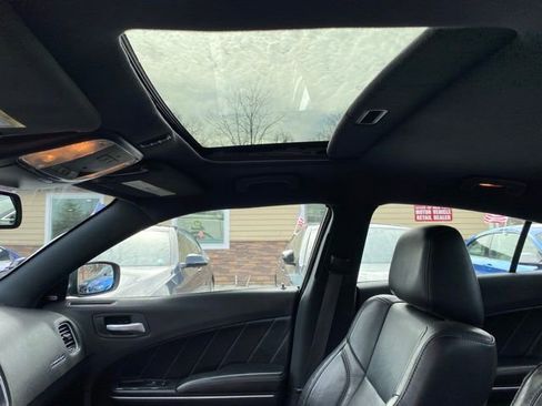 Used 2018 Dodge Charger GT AWD/4WD image 21