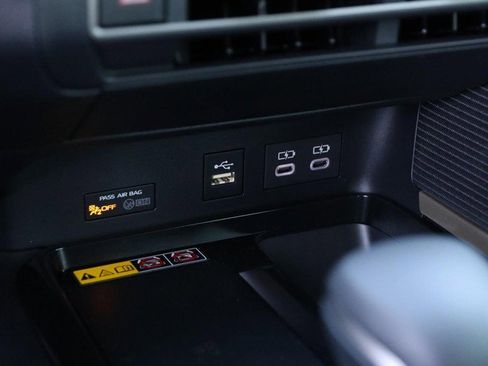 New 2026 Toyota Camry SE image 19