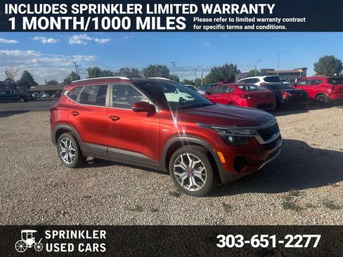 Used 2021 Kia Seltos S AWD/4WD image 1
