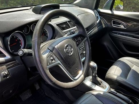 Used 2015 Buick Encore Leather FWD image 17