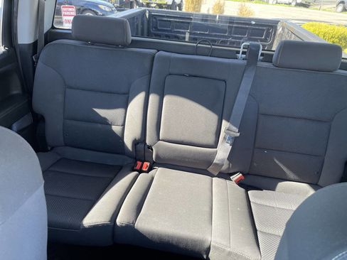 Used 2019 Chevrolet Silverado 2500 LT image 32