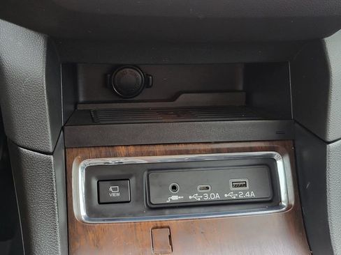 Certified 2024 Subaru Ascent Touring w/ Popular Package #2 image 29