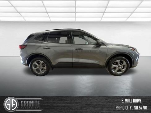 Used 2025 Ford Escape ST-Line Select AWD/4WD image 6