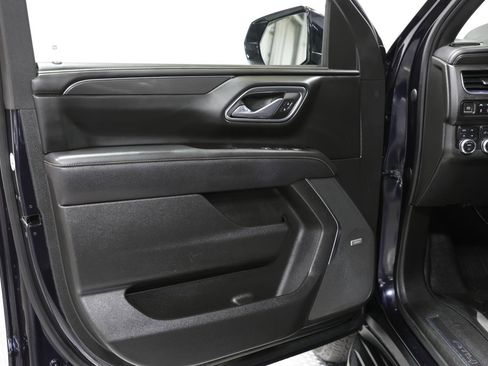 Used 2023 GMC Yukon XL AT4 image 21