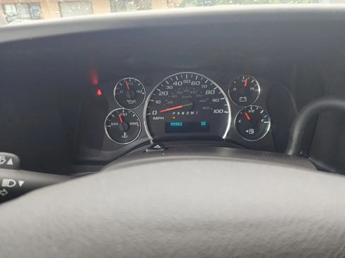 Used 2020 Chevrolet Express 3500 LT w/ LT Preferred Equipment Group RWD image 13