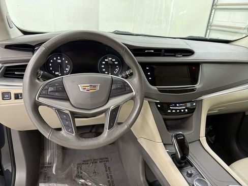 Certified 2023 Cadillac XT5 Premium Luxury w/ Technology Package image 22