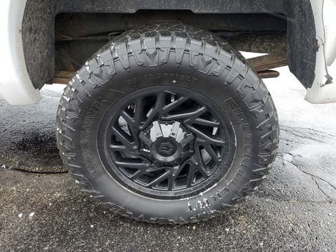 Used 2012 RAM 2500 SLT image 25