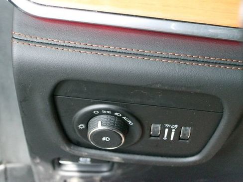 Used 2021 Jeep Grand Cherokee L Summit AWD/4WD image 14