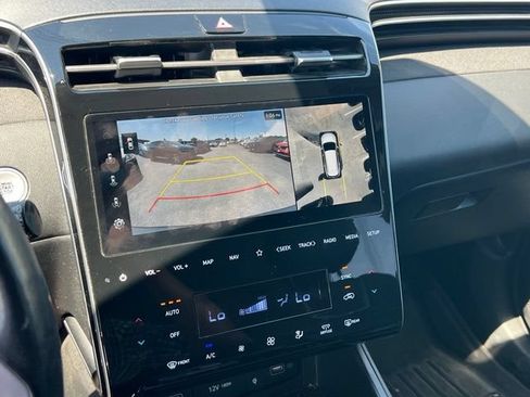 Used 2023 Hyundai Tucson Limited AWD/4WD image 19